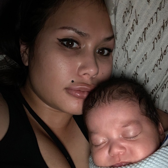 Meet your Posher, Jessica - Picture 2 of 12